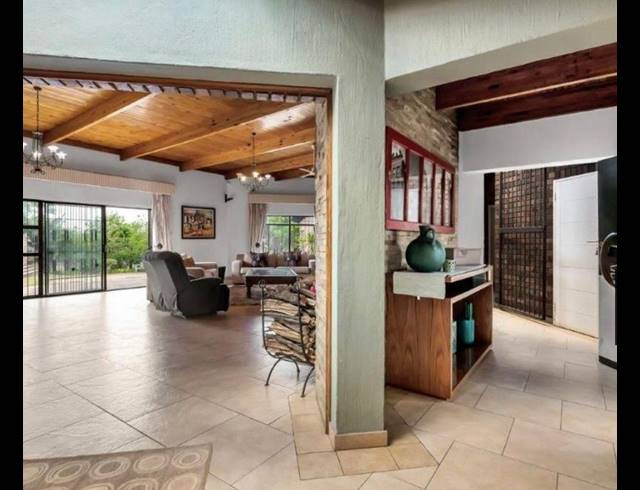 FARM FOR SALE IN CHARTWELL A.H.